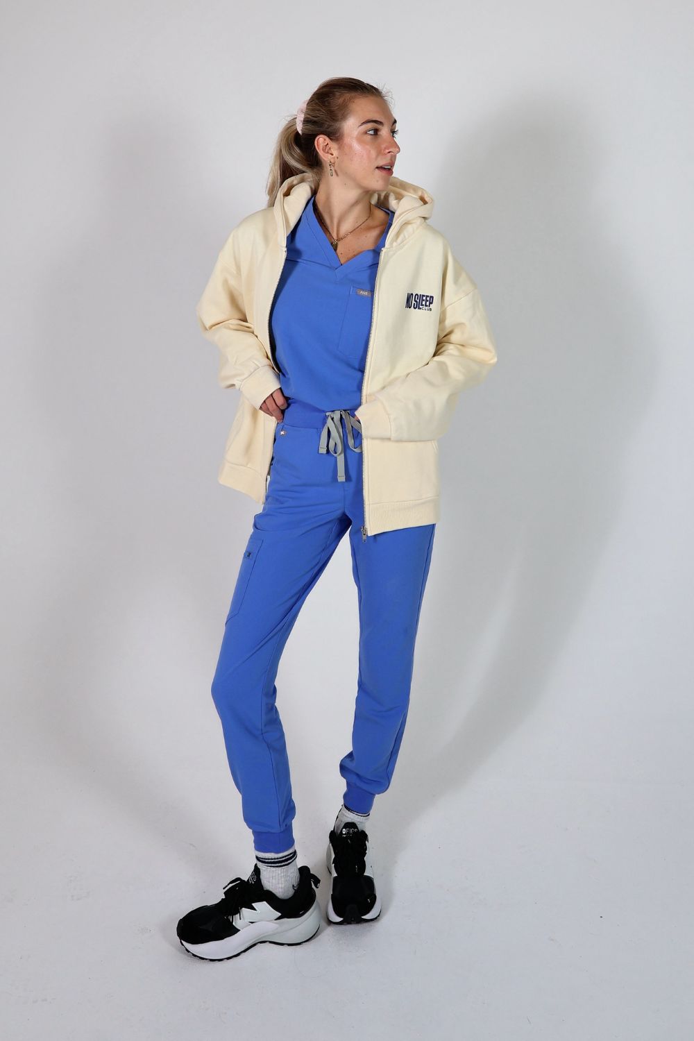 Pip-Taz Zip Hoodie OffWhite