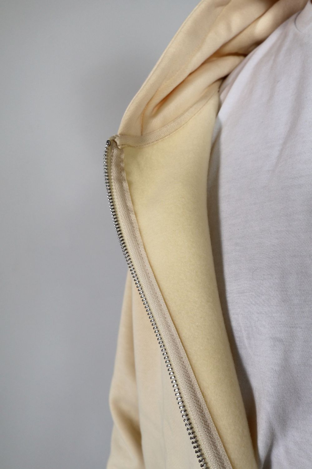 Pip-Taz Zip Hoodie OffWhite